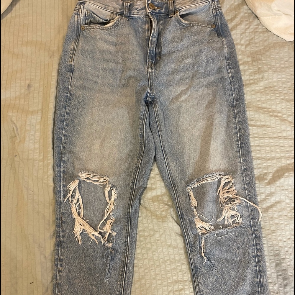 american eagle mom jeans!